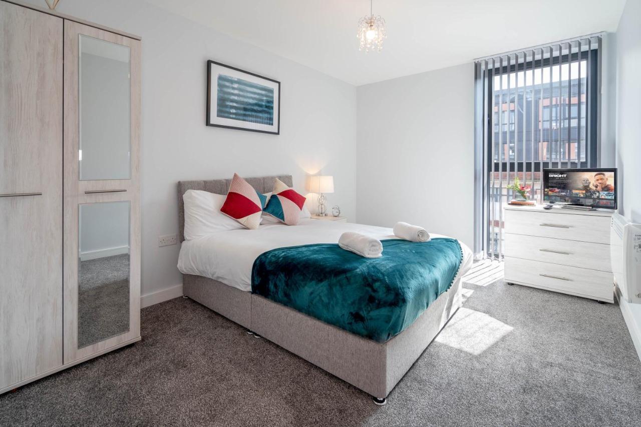 New Build - 2 Bed Snug Modern Apartment - Juliet Balcony - Roof Top Terrace - Digbeth, Birmingham City Centre - Free Netflix & Smart Tv Exteriör bild