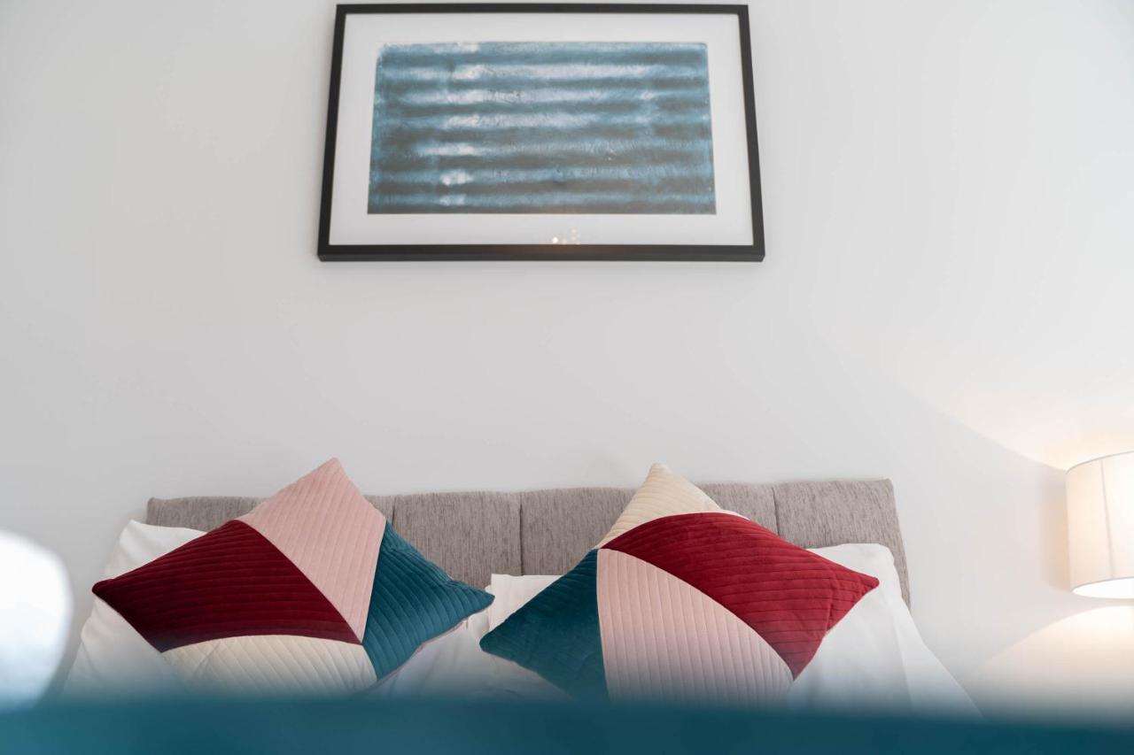 New Build - 2 Bed Snug Modern Apartment - Juliet Balcony - Roof Top Terrace - Digbeth, Birmingham City Centre - Free Netflix & Smart Tv Exteriör bild